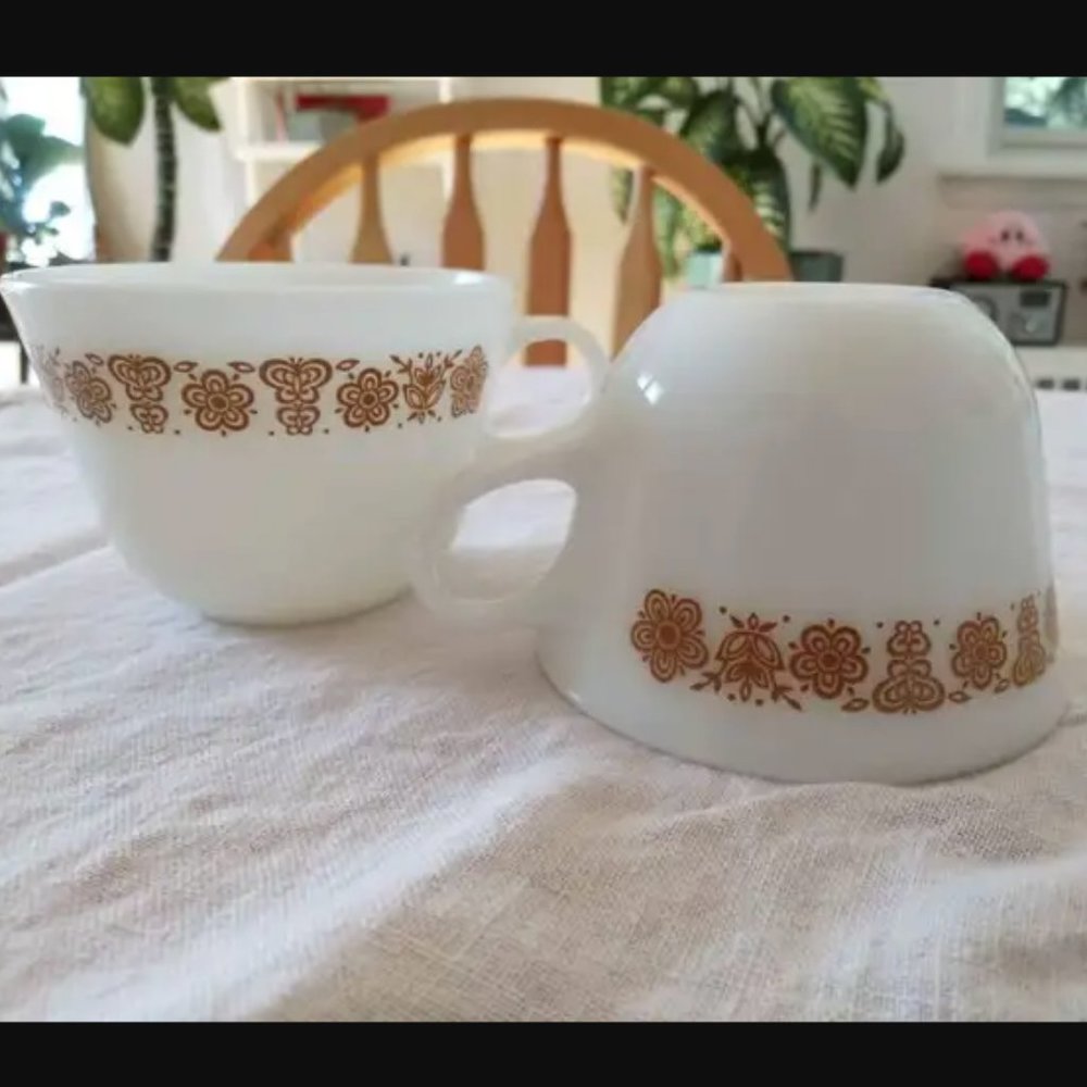 2 Vintage Pyrex Butterfly Gold tea cups